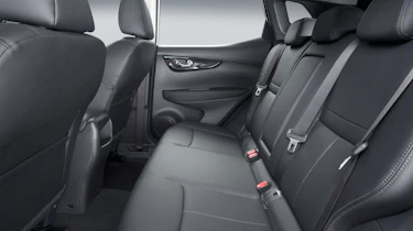 Nissan Qashqai 2014 rear seats