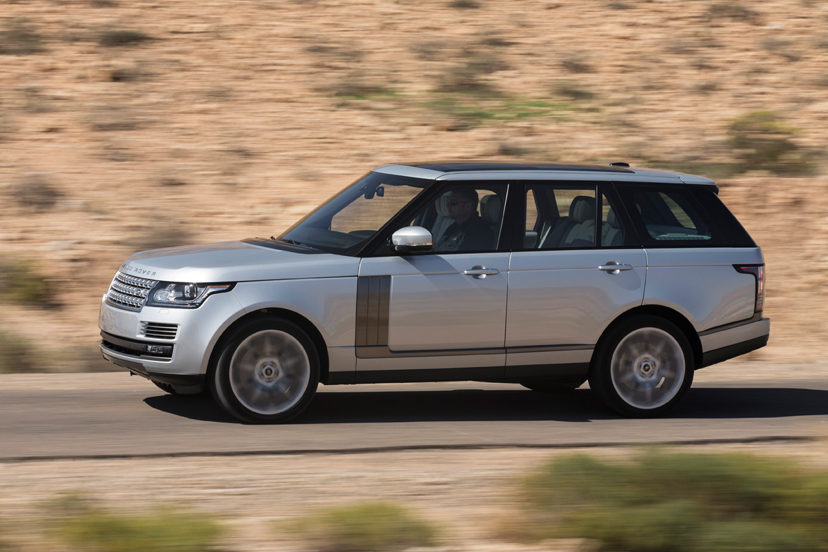 Range Rover 4.4 SDV8 panning