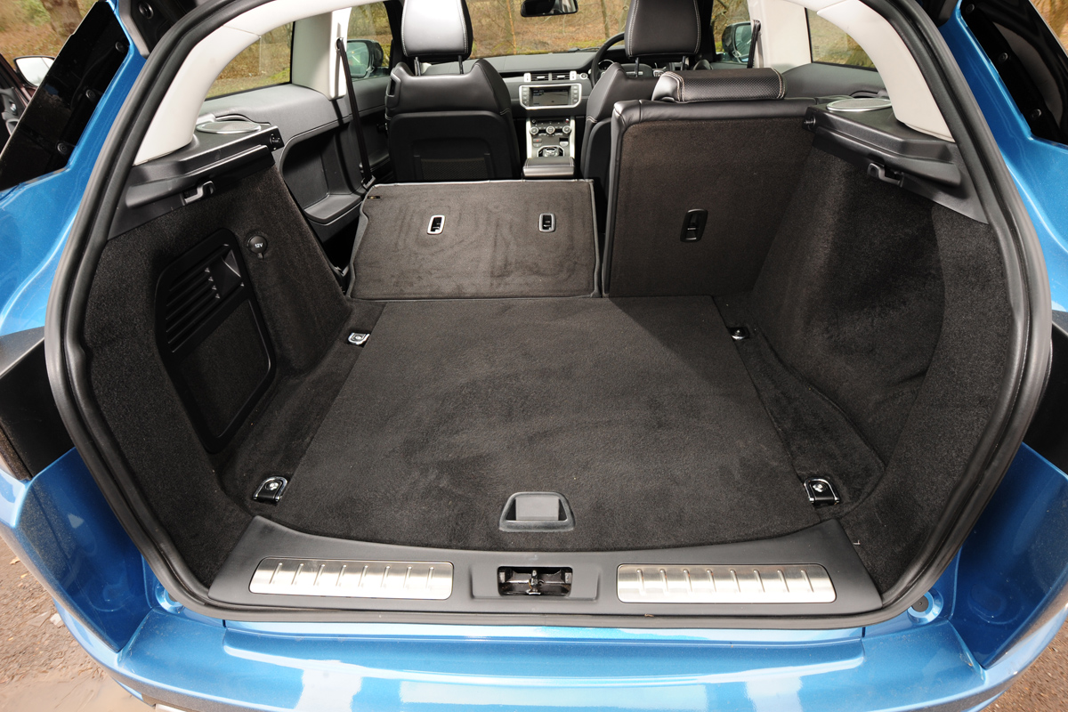 Range Rover Evoque Coupe boot