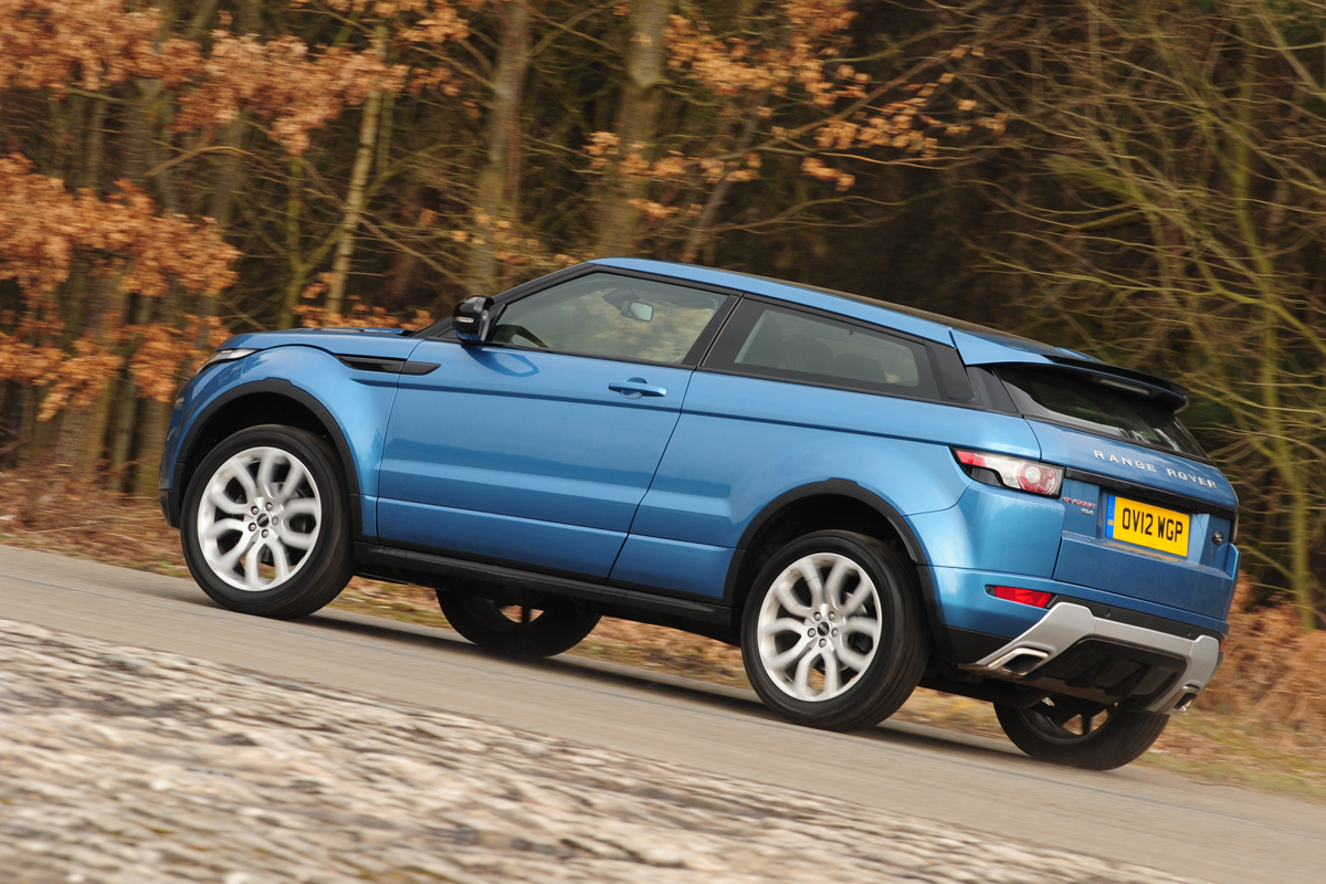Range Rover Evoque Coupe panning