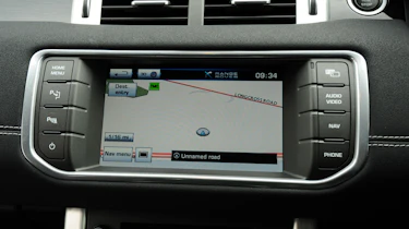 Range Rover Evoque Coupe sat-nav