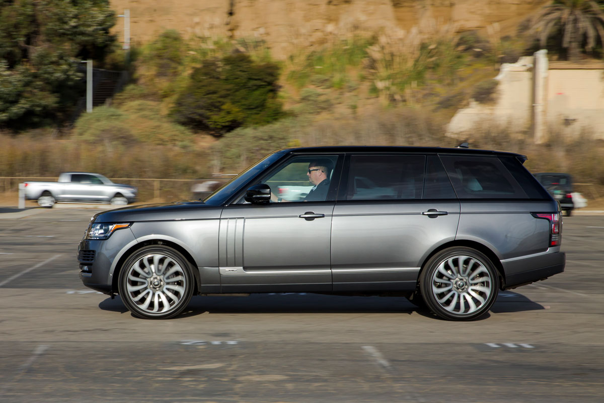 Range Rover LWB 2014 pan