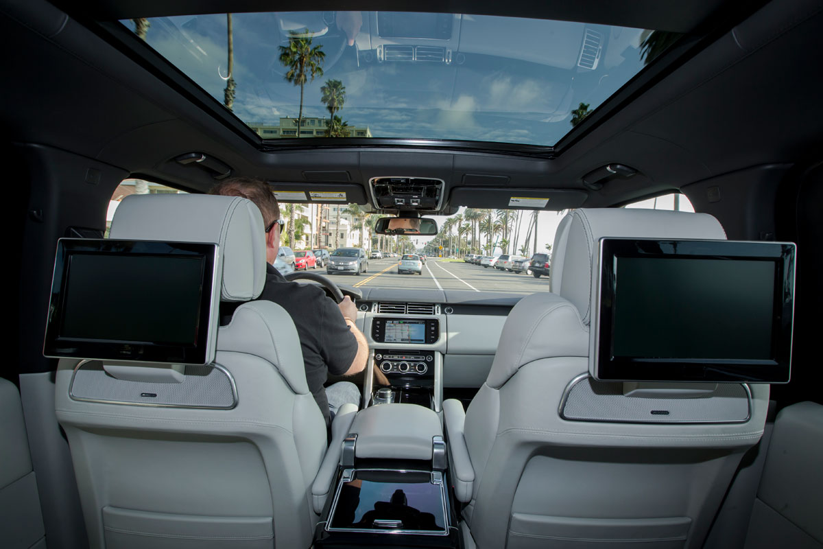 Range Rover LWB 2014 rear interior