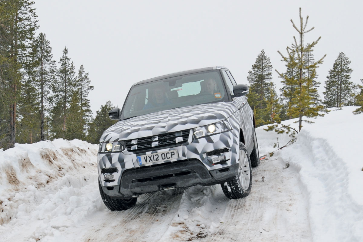 Range Rover Sport off-road action