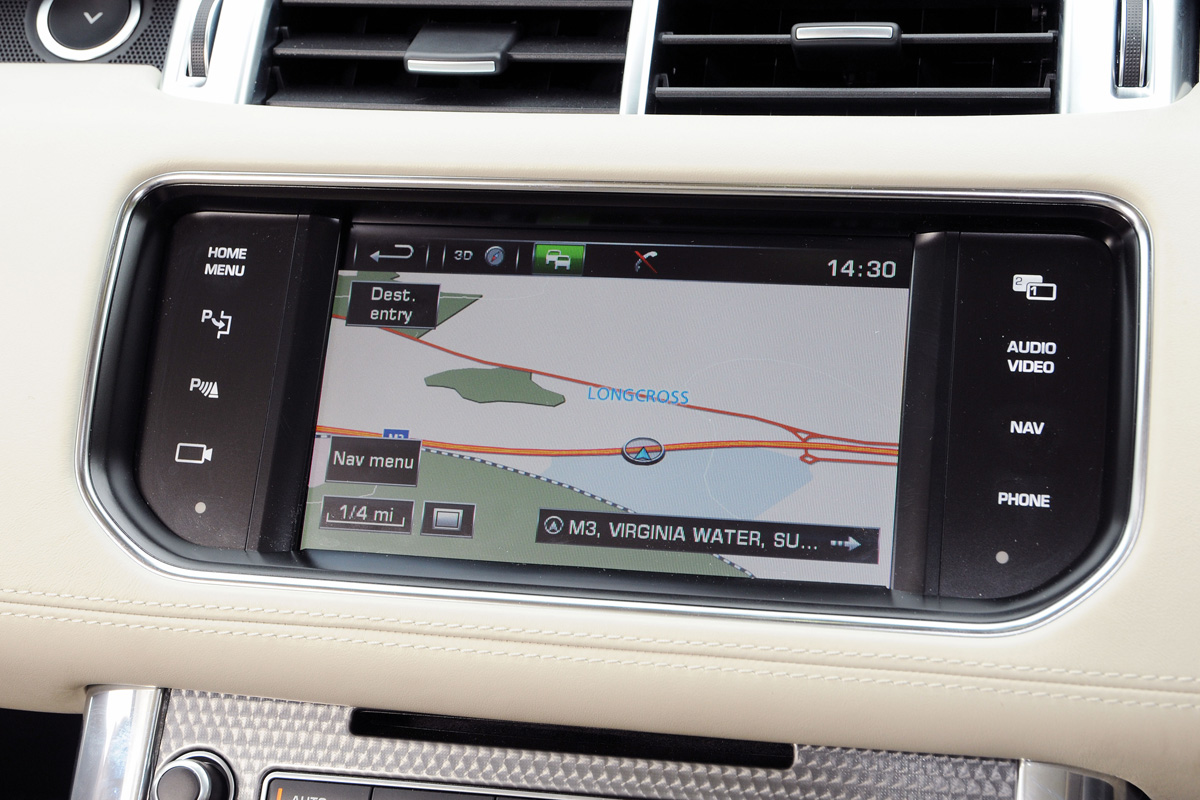 Range Rover Sport SDV6 sat-nav