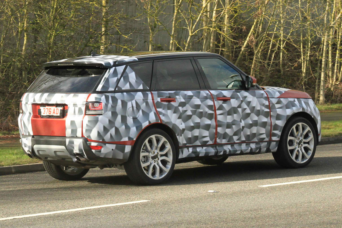 Range Rover Sport rear action