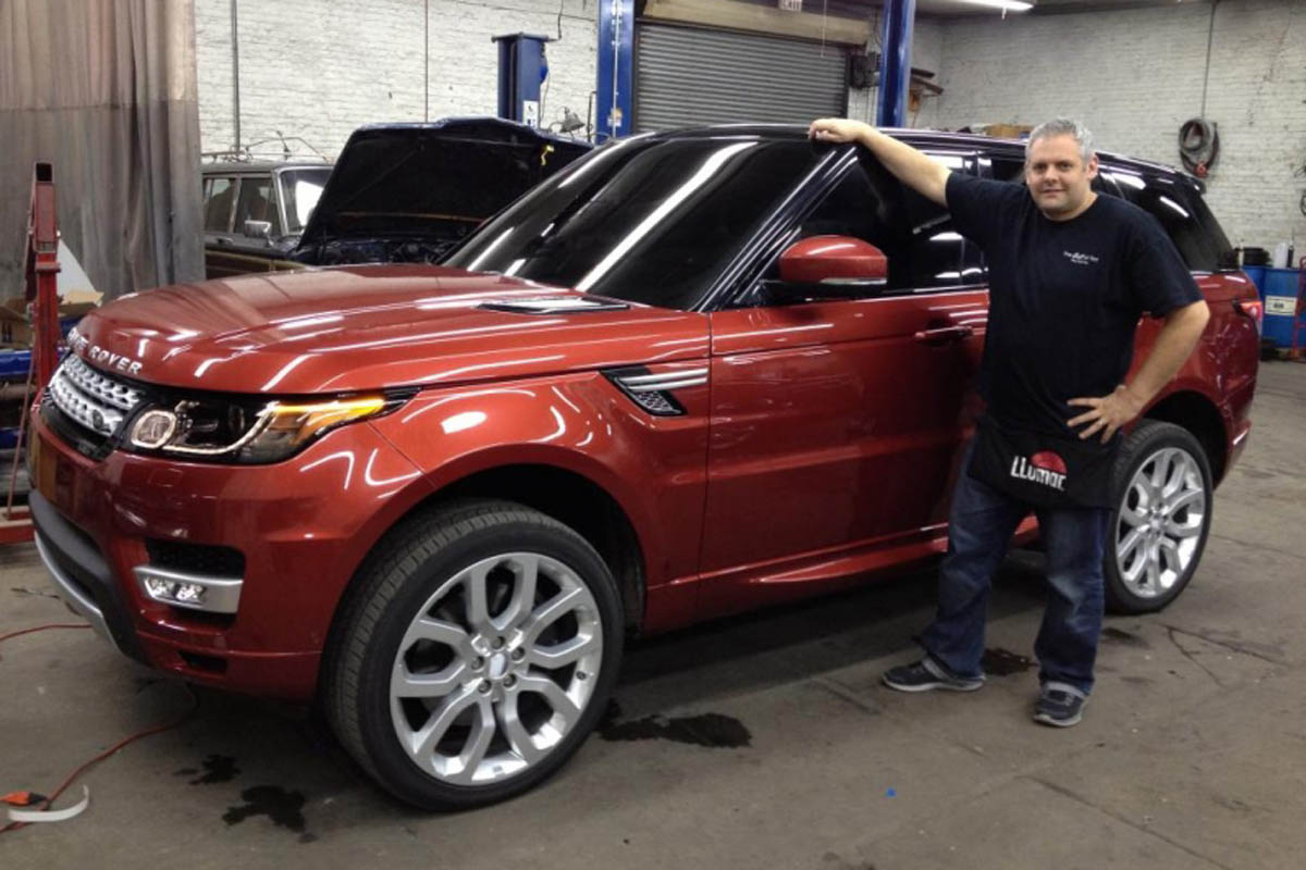 Range Rover Sport front three-quarter