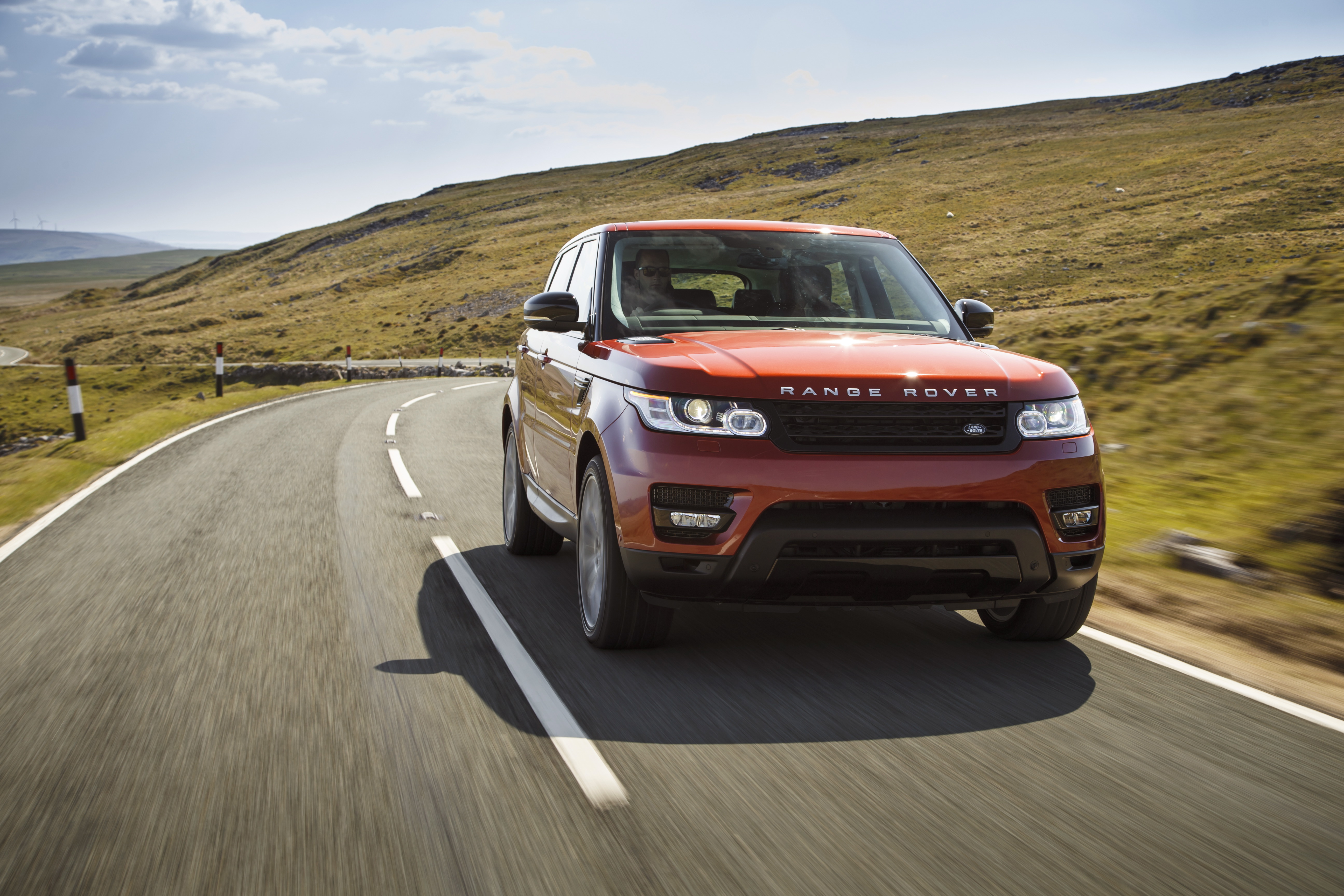 Range Rover Sport Supercharged front view