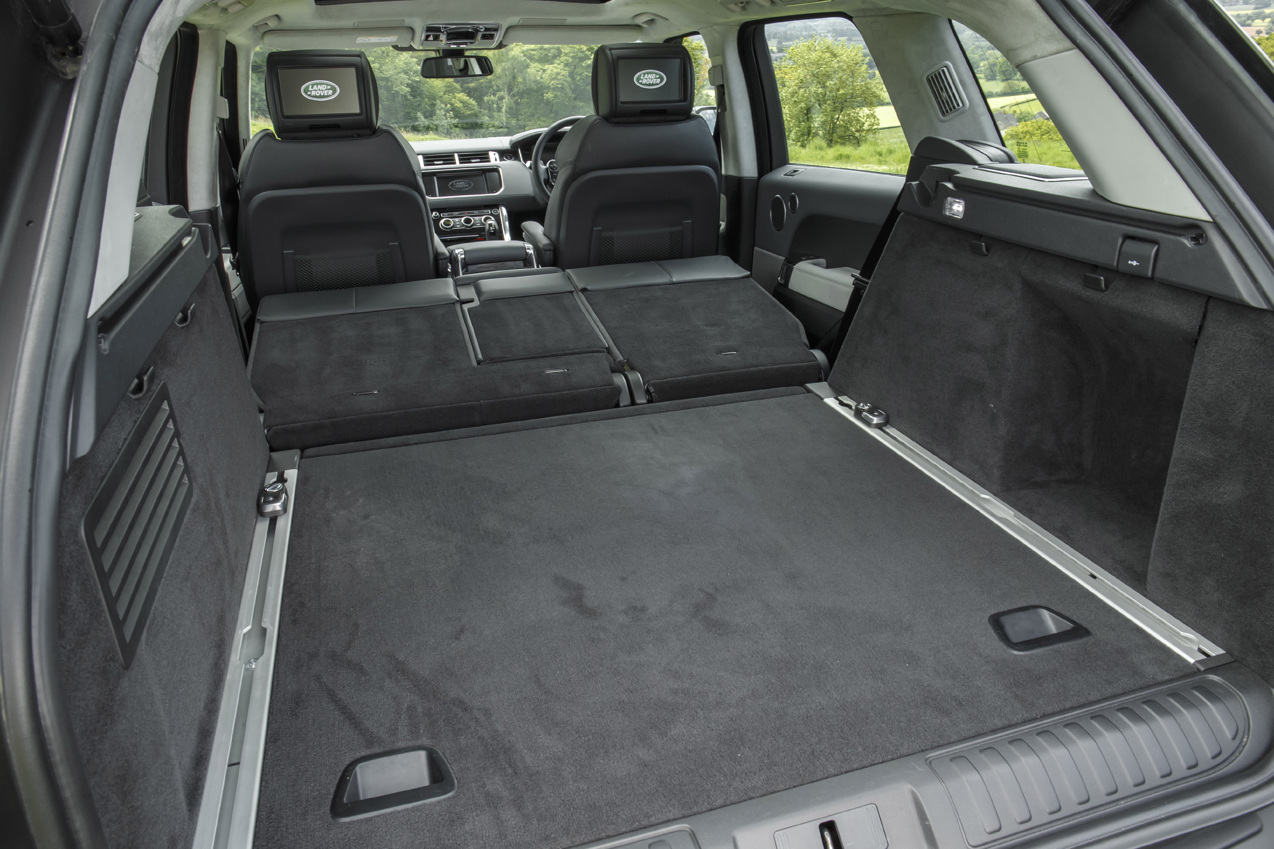 Range Rover Sport Supercharged seats folded