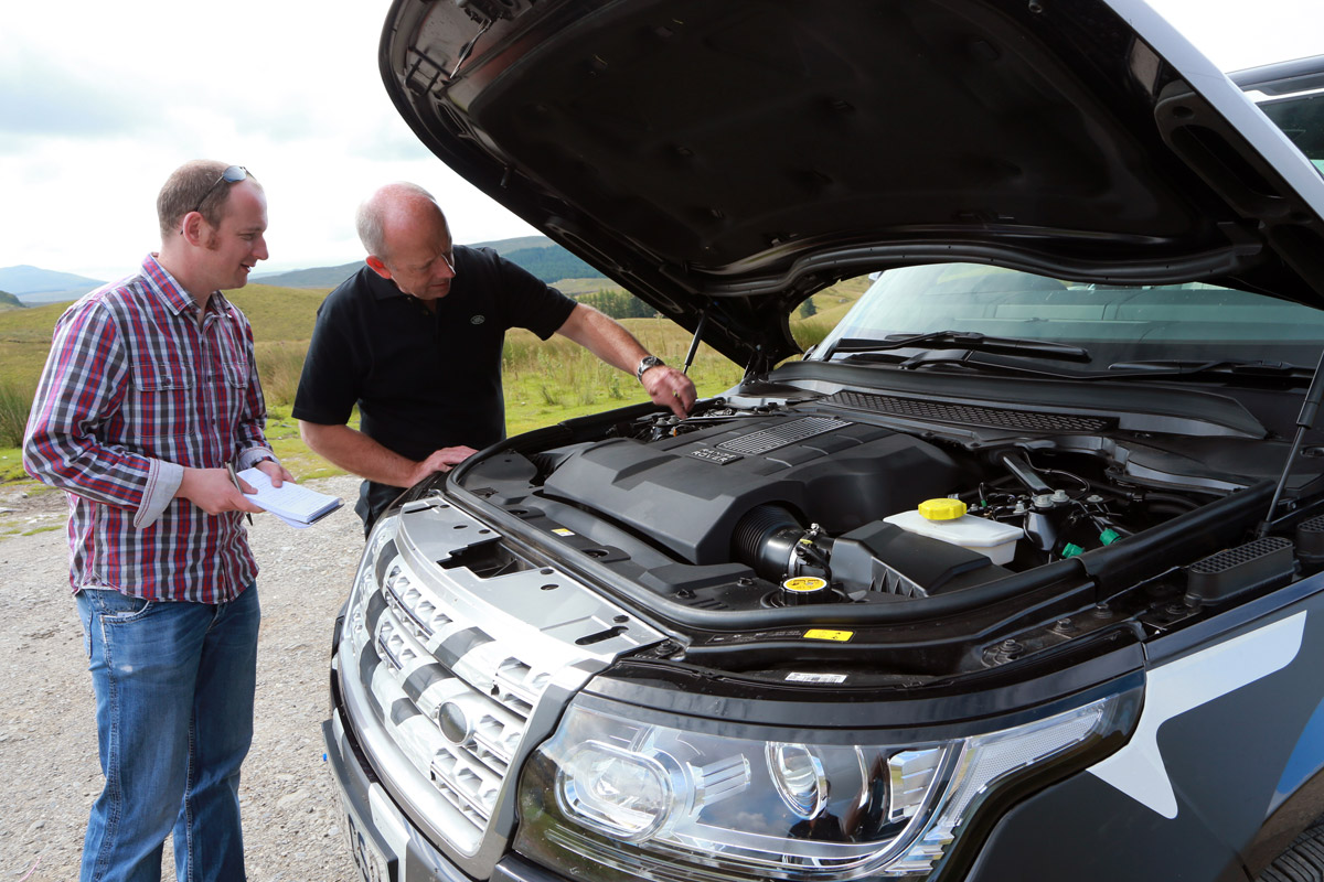 Range Rover 5.0 supercharged engine