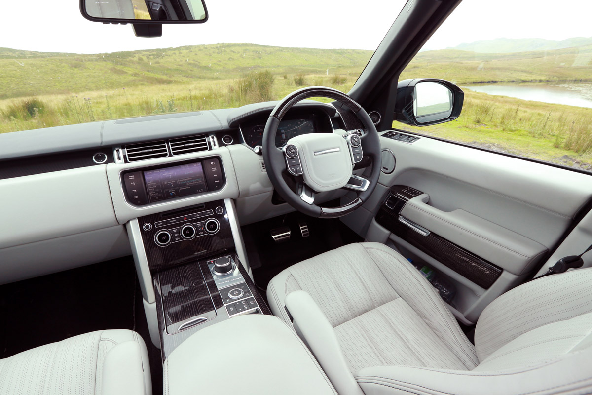 Range Rover front interior