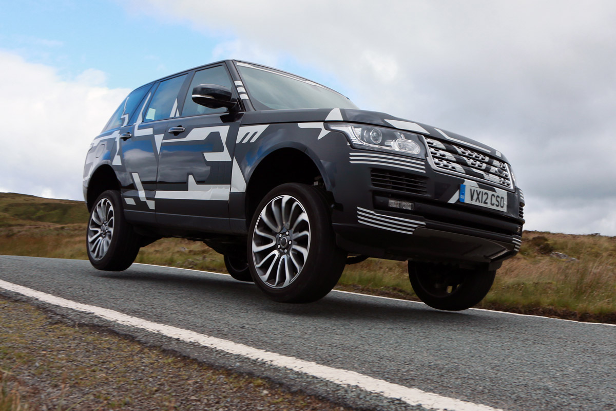 Range Rover jump