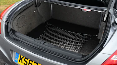 Peugeot RCZ R boot