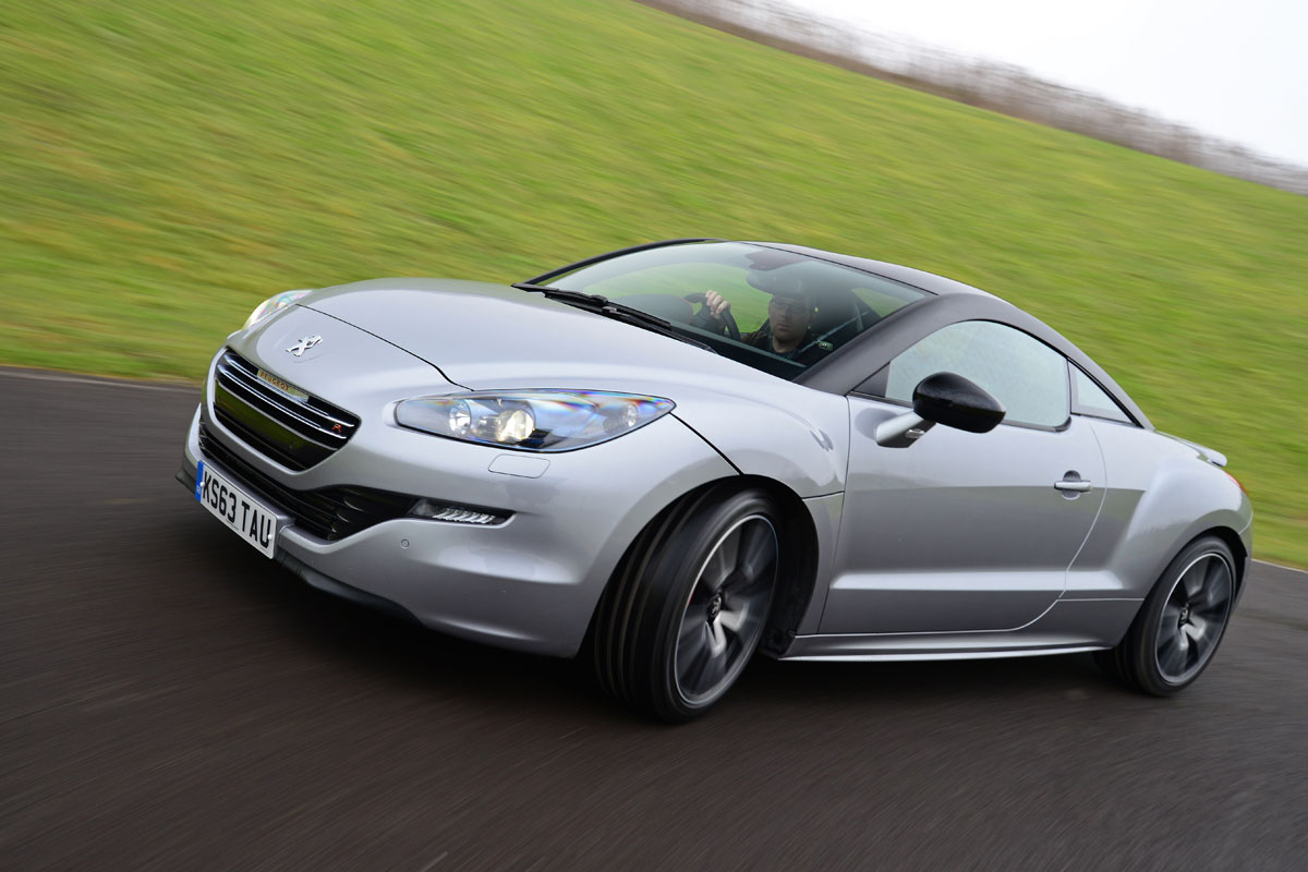Peugeot RCZ R action 