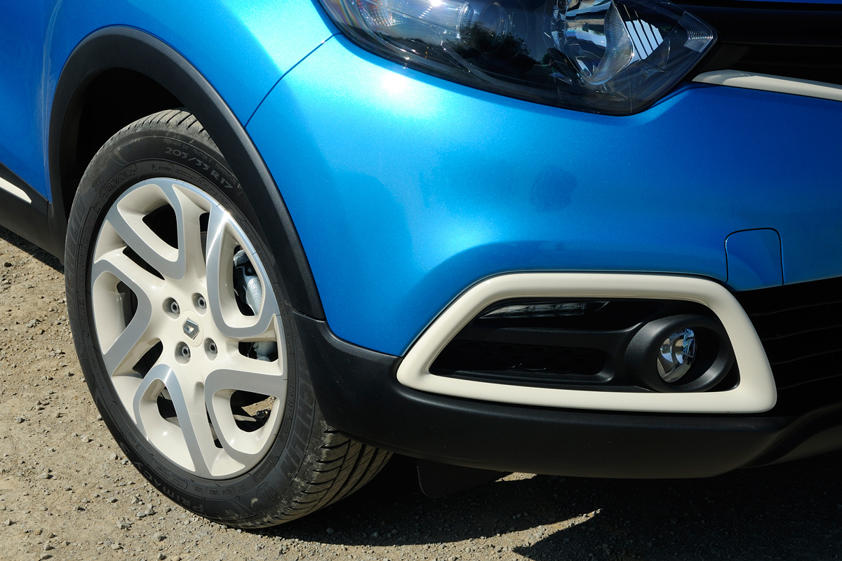 Renault Captur fog lights