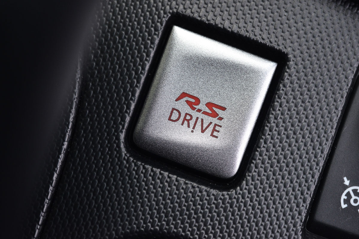 Renault Clio Renaultsport button