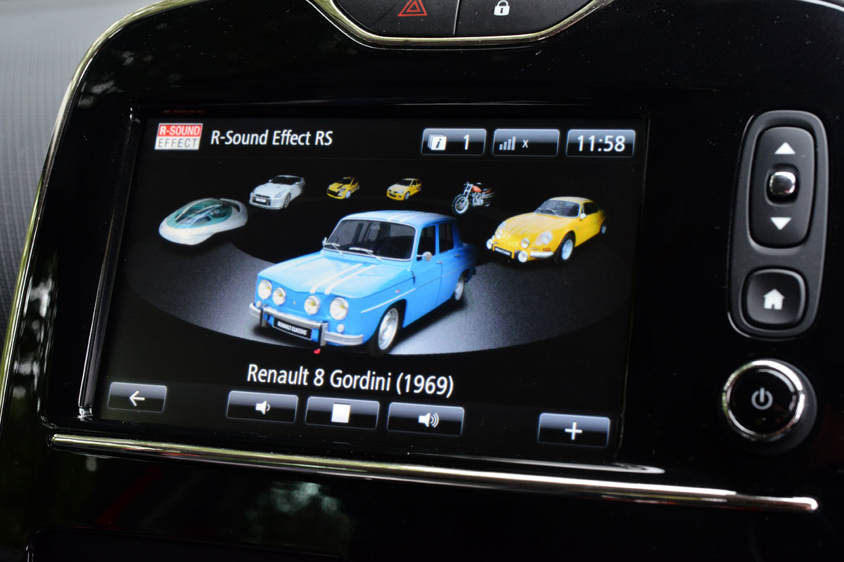 Renault Clio Renaultsport R-Link