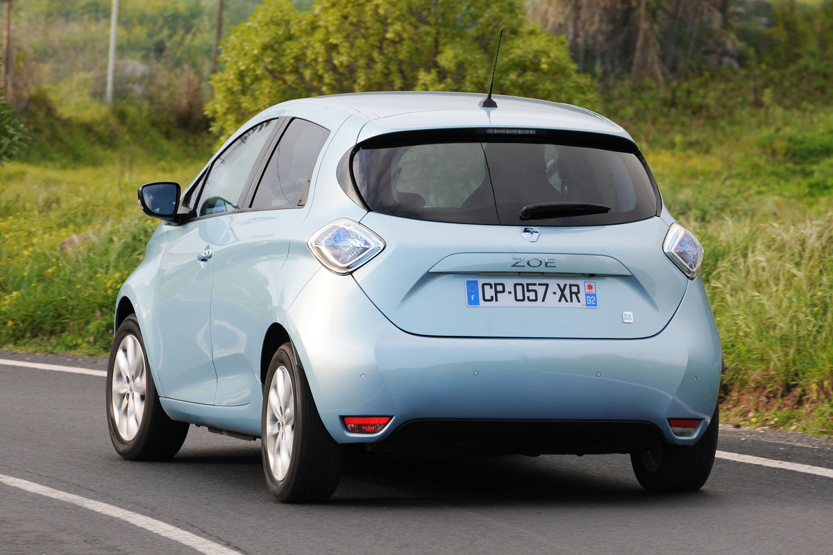 Renault ZOE rear cornering