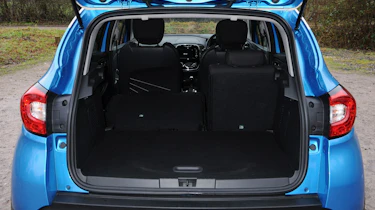 Renault Captur automatic 2014 boot