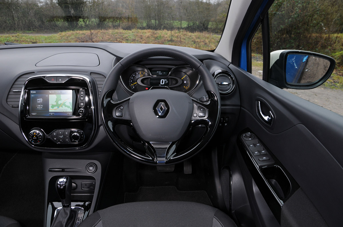Renault Captur automatic 2014 interior