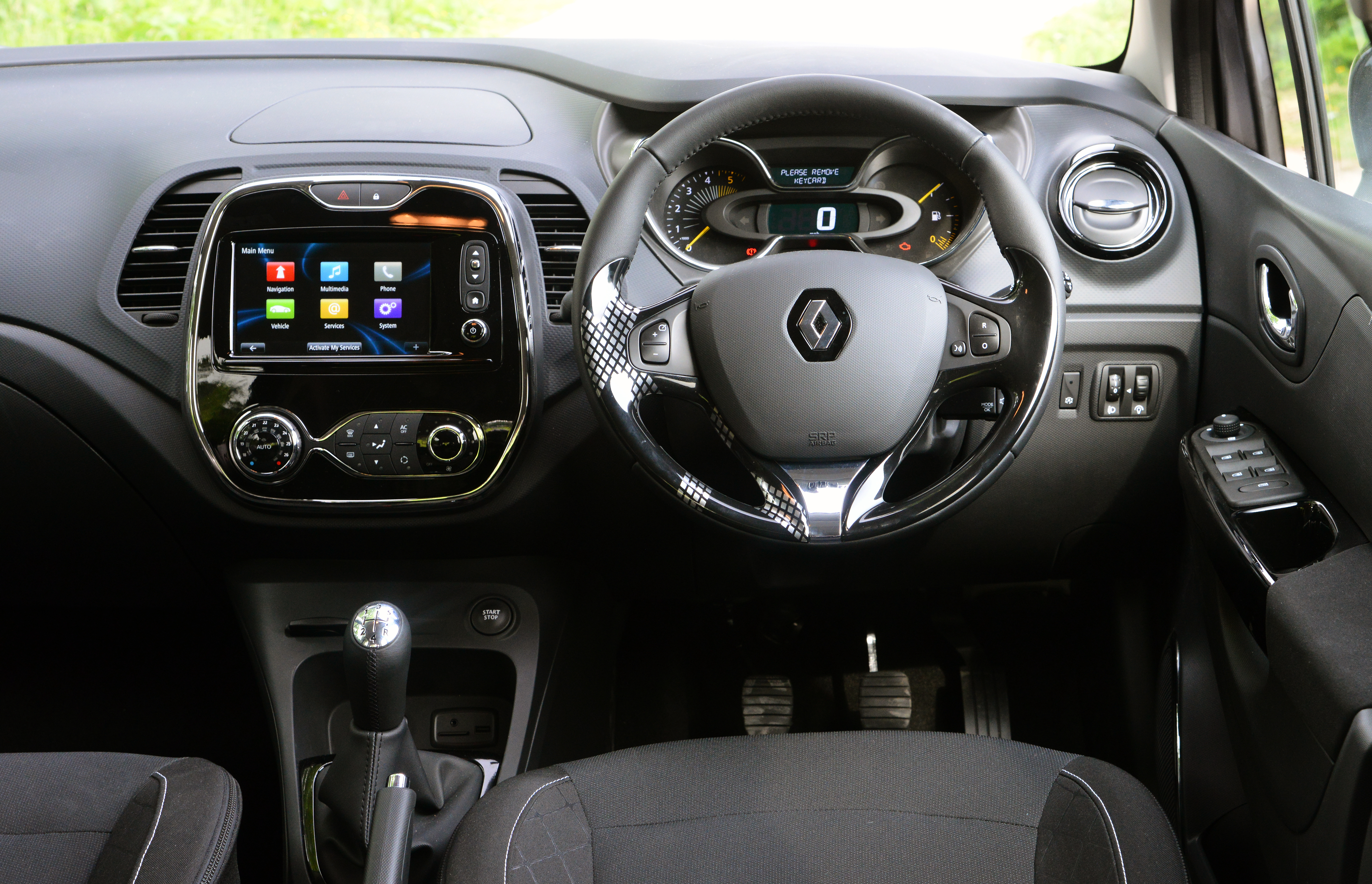 Renault Captur interior