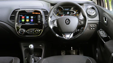 Renault Captur interior