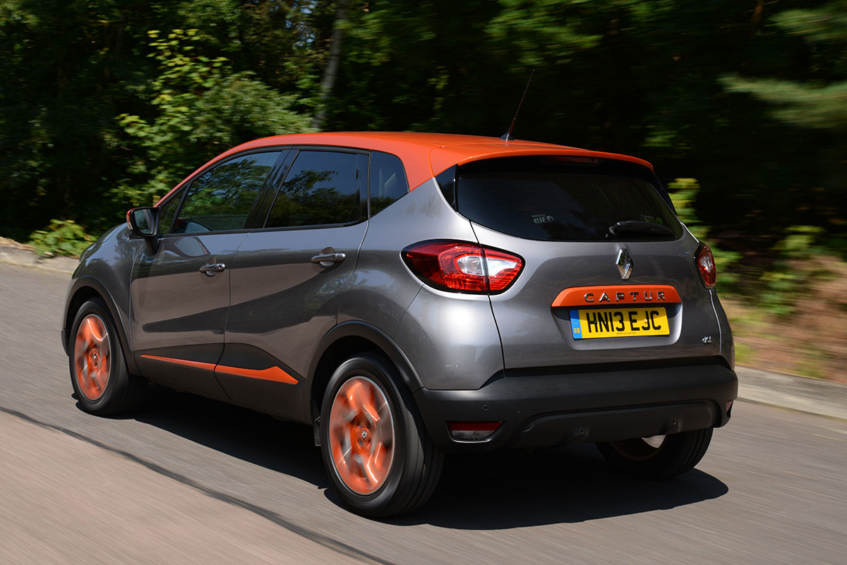 Renault Captur rear view