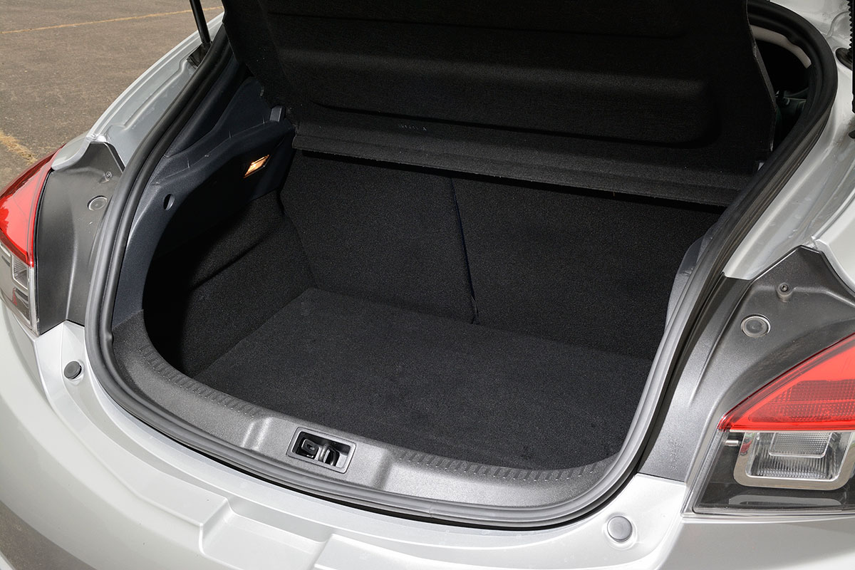 Renaultsport Megane 265 boot