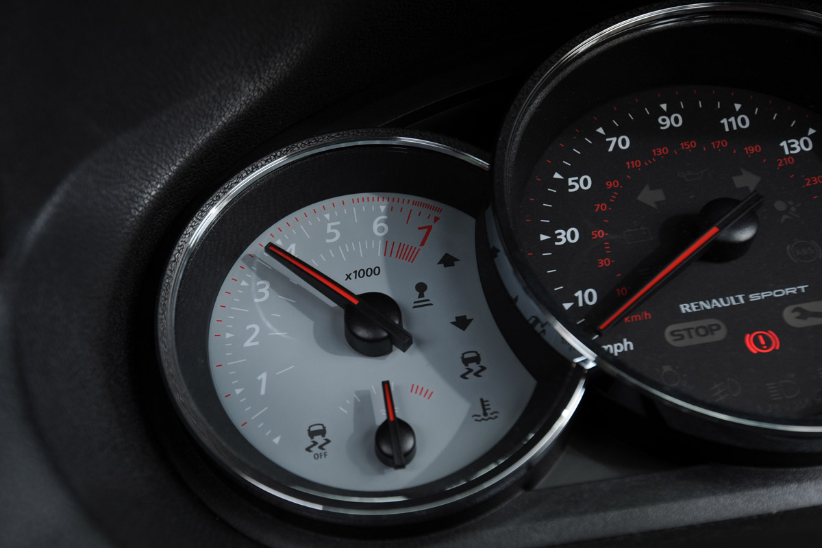 Renaultsport Megane dials