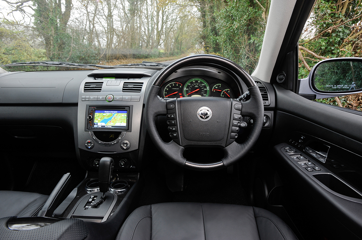 SsangYong Rexton CS interior