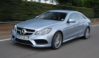 Mercedes E220 CDI Coupe action