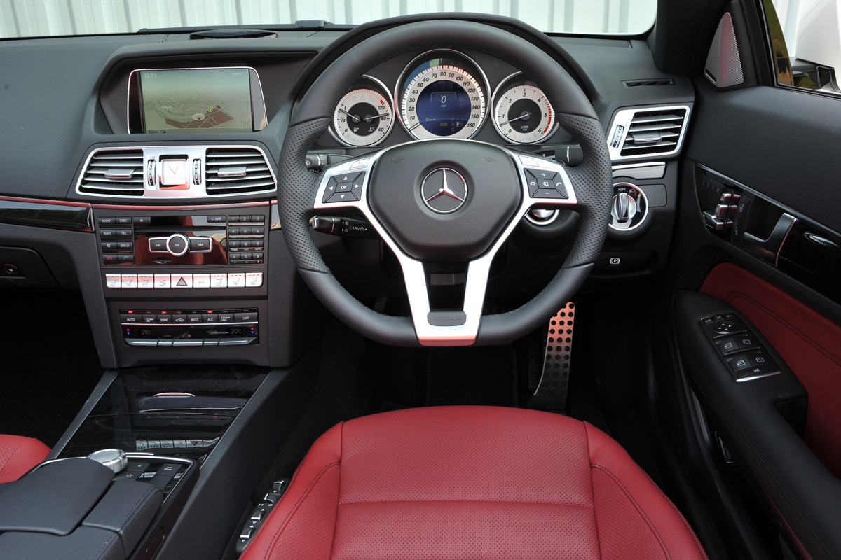 Mercedes E350 CDI Cabriolet interior 