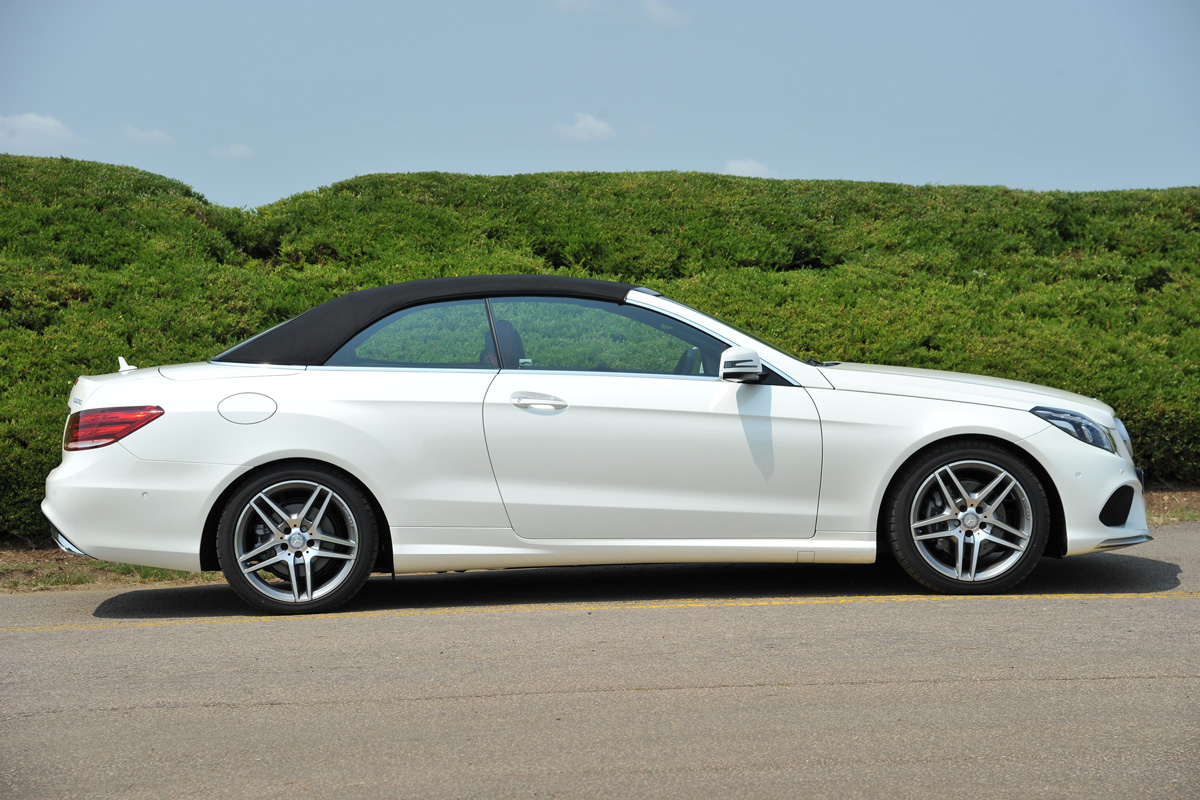 Mercedes E350 CDI Cabriolet side view