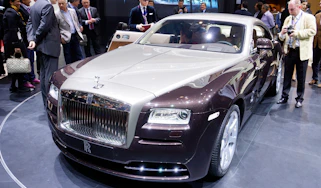Rolls-Royce Wraith front three-quarters