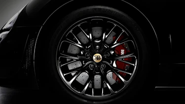 Bugatti-Veyron-Black-Bess-Grand-Sport-Vitesse-wheel