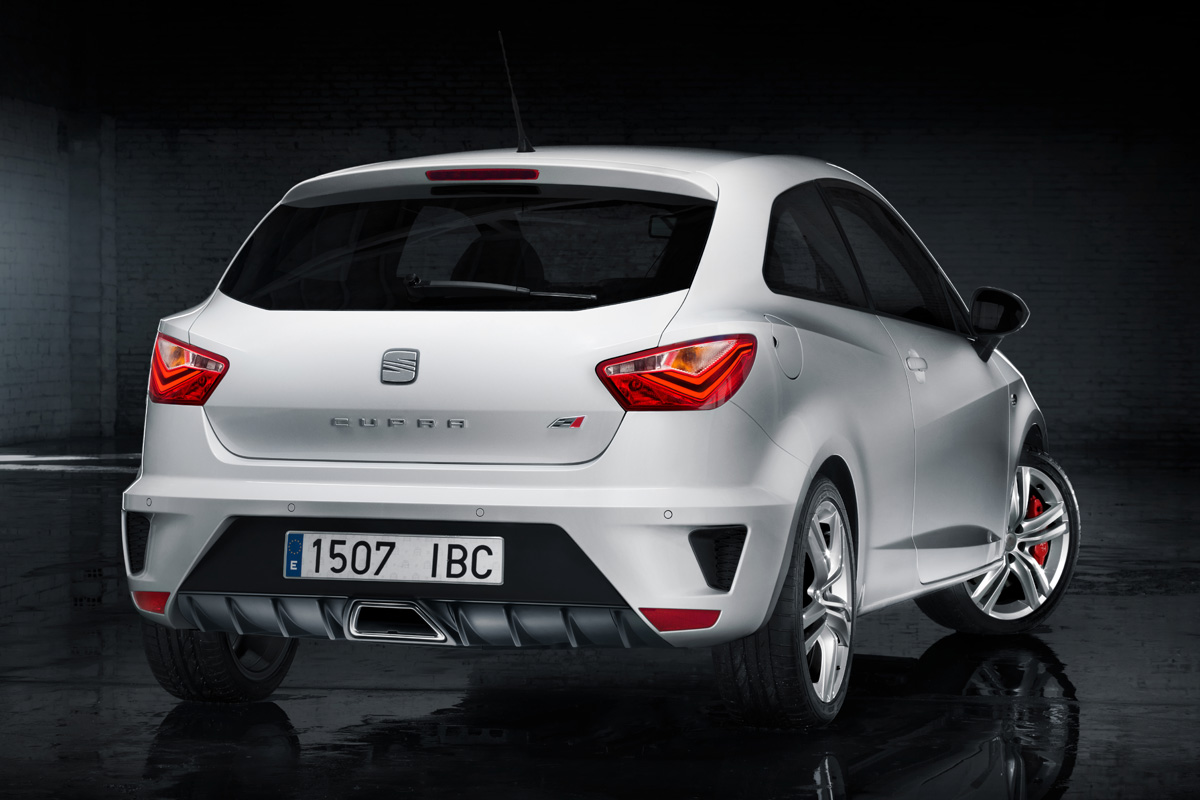 SEAT Ibiza Cupra grille