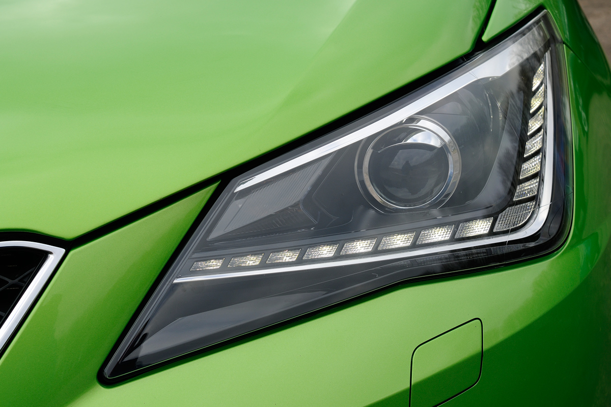 SEAT Ibiza FR headlight