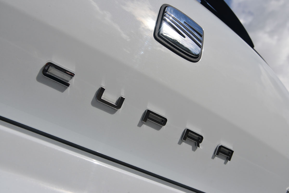 SEAT Ibiza SC Cupra badge 2
