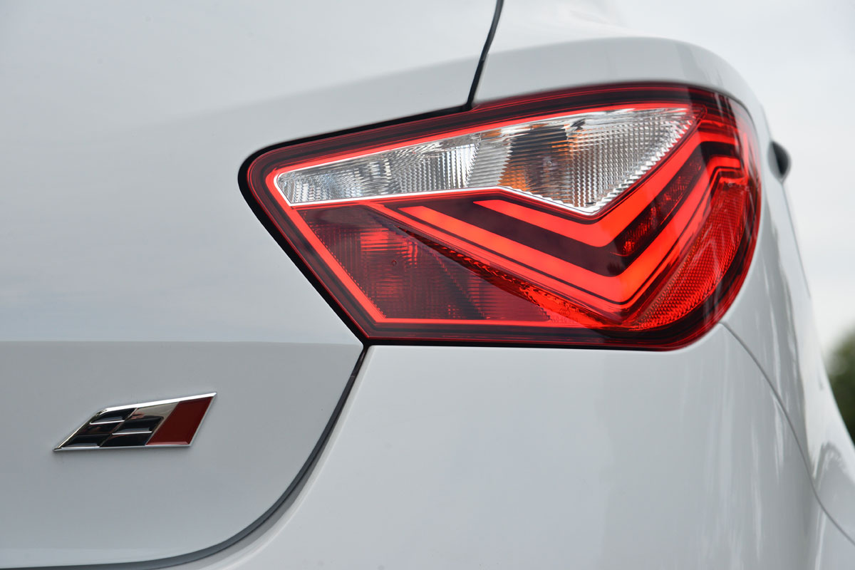 SEAT Ibiza SC Cupra tail light