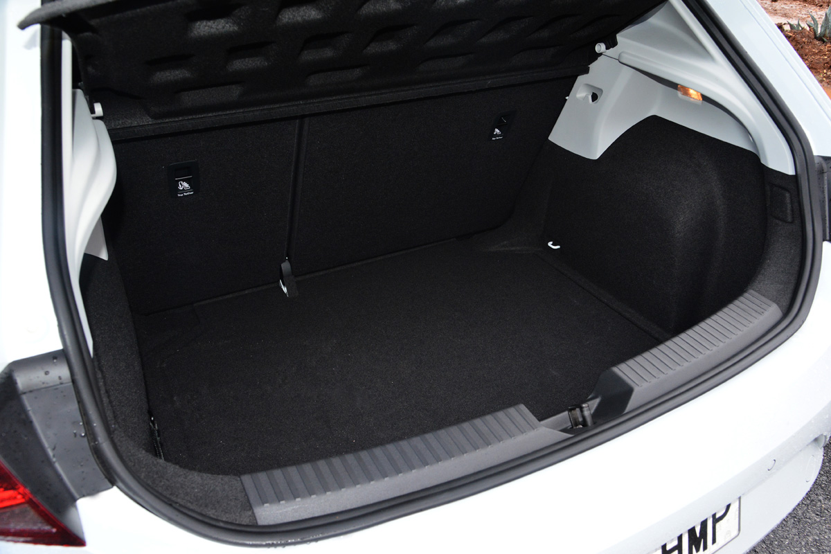 SEAT Leon boot