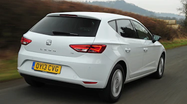 SEAT Leon 1.6 TDI SE rear tracking