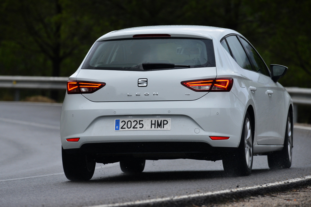 SEAT Leon rear tracking