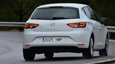 SEAT Leon rear tracking