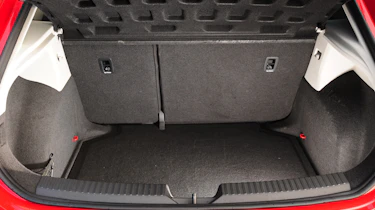 SEAT Leon 2.0 TDI FR boot