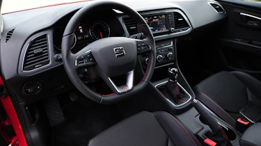 Seat Leon SC interior