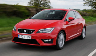 SEAT Leon SC FR front cornering