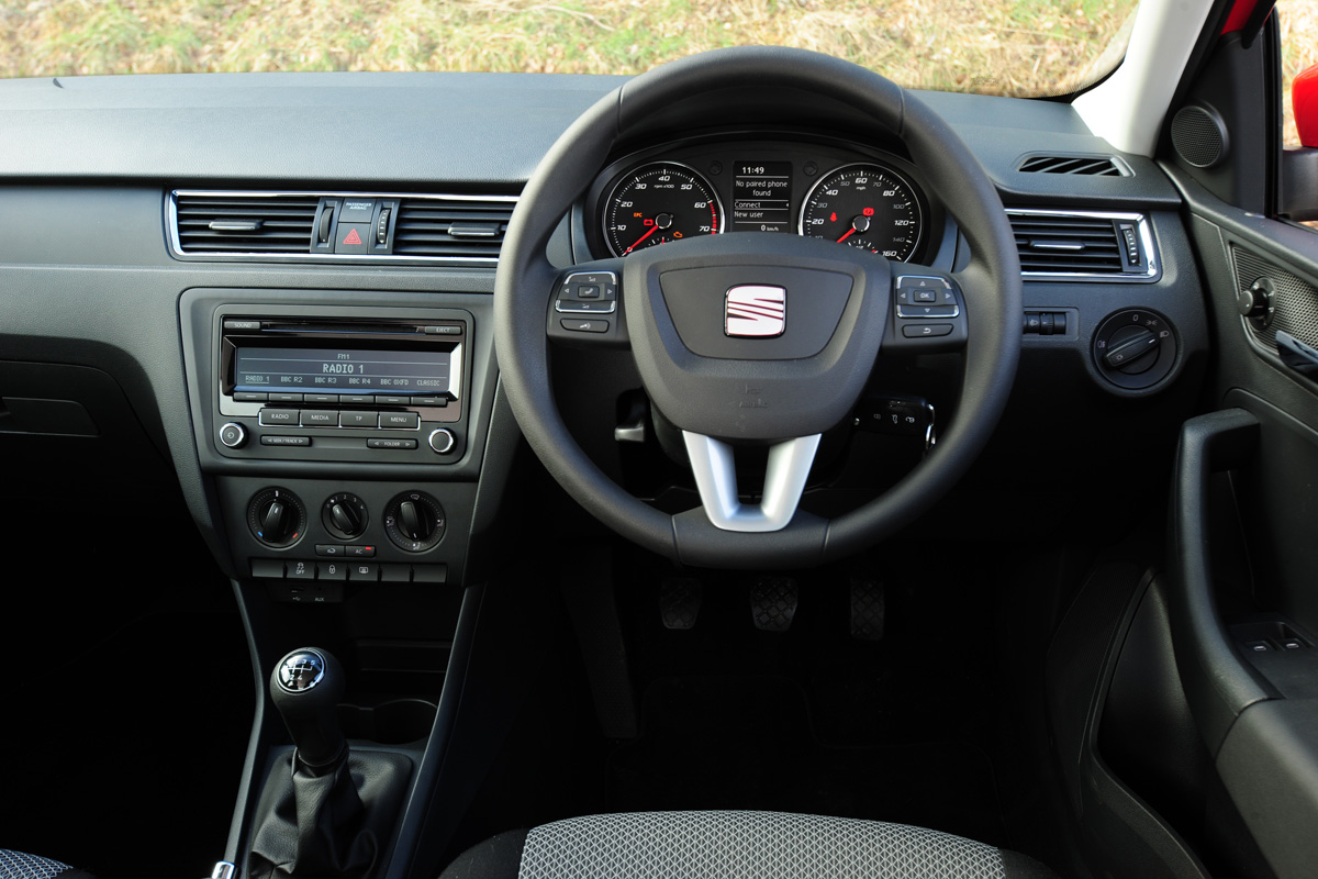 SEAT Toledo 1.2 TSI S interior