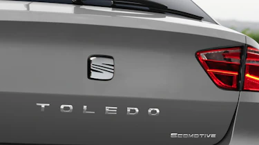SEAT Toledo badge
