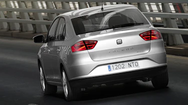 SEAT Toledo rear tracking