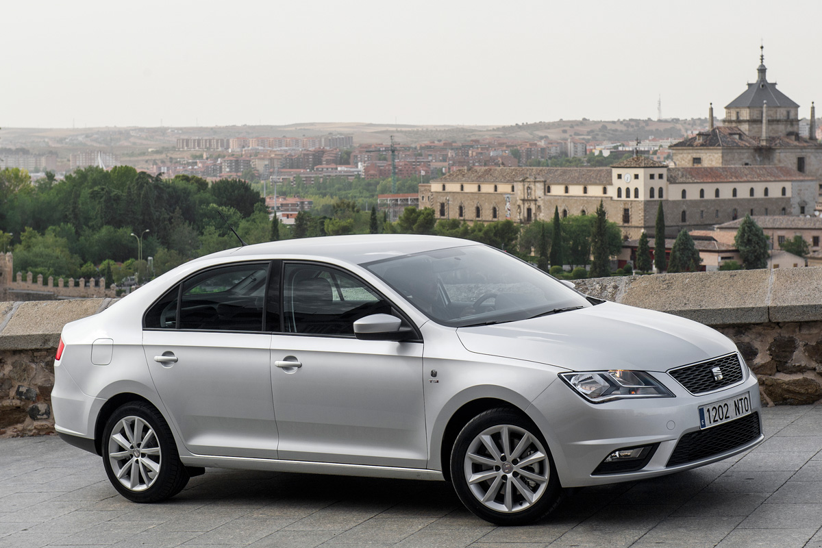 SEAT Toledo side